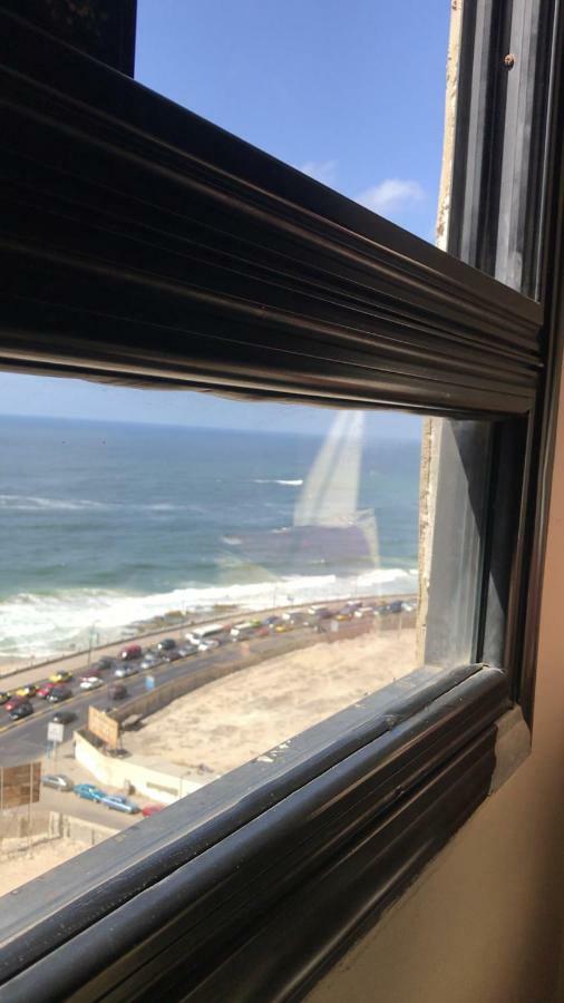 Cozy New 2 Bd Amazing Beach View Next To Hilton Hotel Family Only !العائلات فقط 亚历山大港 外观 照片