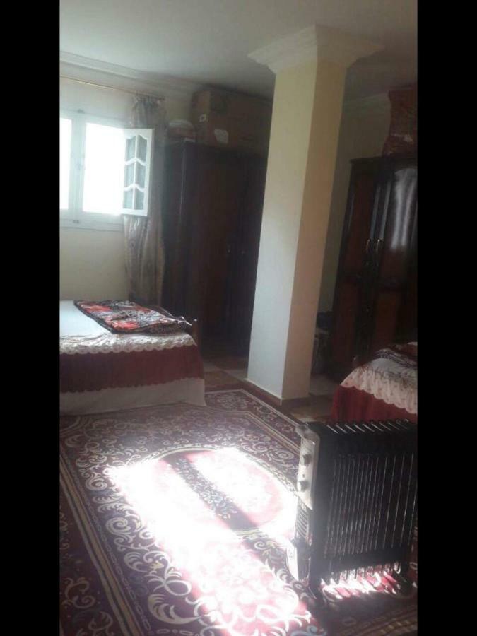 Cozy New 2 Bd Amazing Beach View Next To Hilton Hotel Family Only !العائلات فقط 亚历山大港 外观 照片